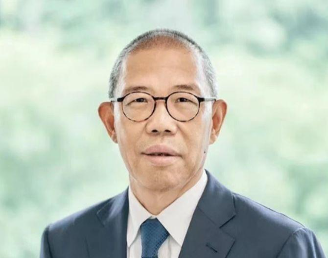 중국 최대 생수업체인 눙푸산취안(農夫山泉)의 중산산(鍾睒睒) 회장.