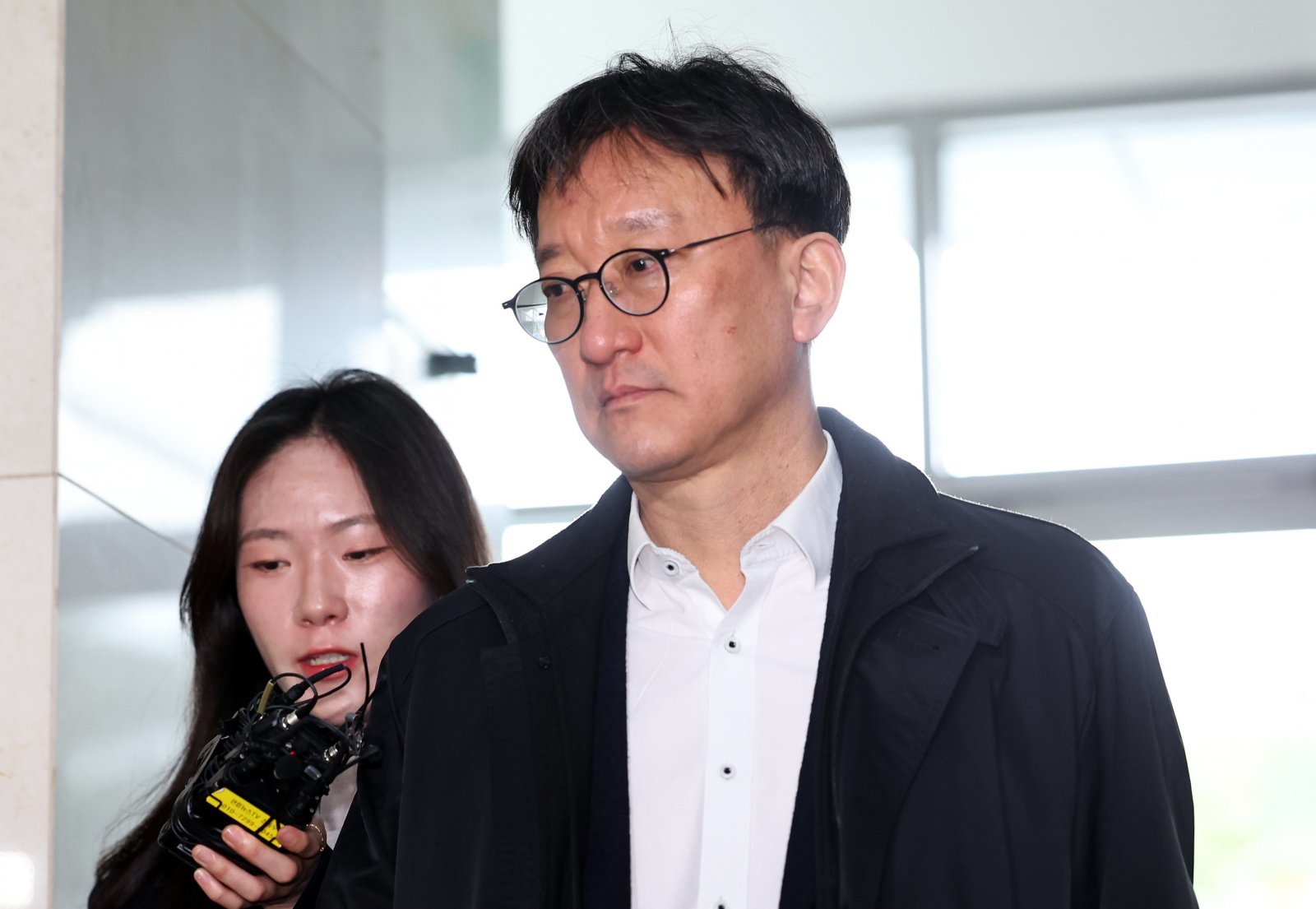 송창진 전 고위공직자범죄수사처(공수처) 부장검사가 29일 오전 서울 서초구 순직 해병 특별검사팀 사무실로 소환 조사에 출석하고 있다. 2025.10.29. [서울=뉴시스]