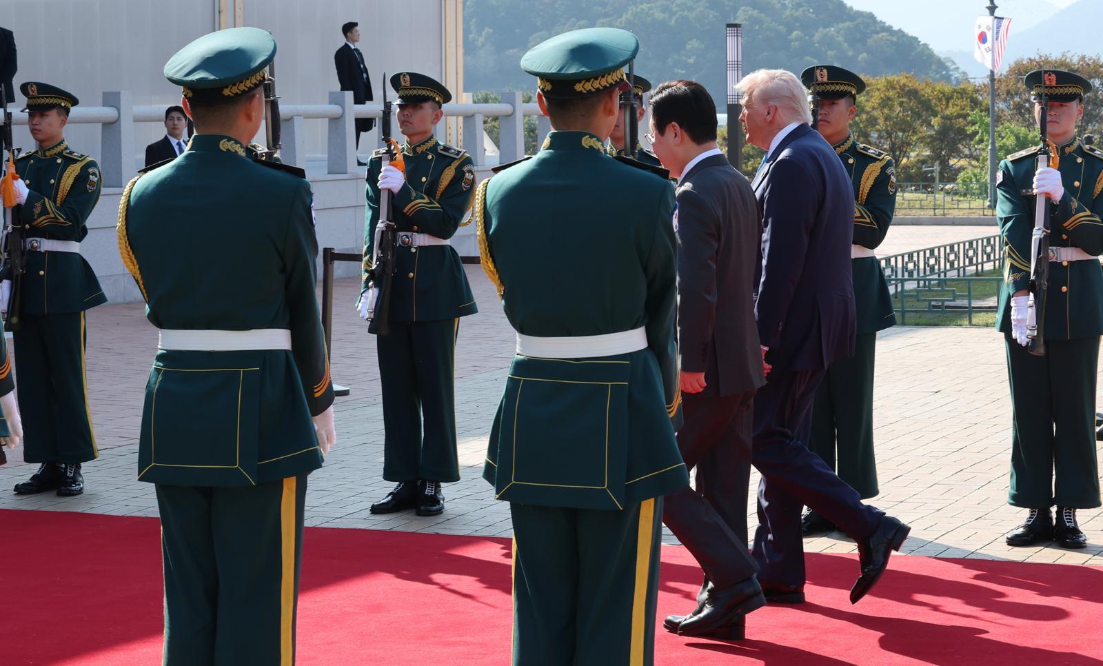 한미 정상회담이 열린 29일 경북 경주국립박물관에서 이재명 대통령과 미 트럼프 대통령이 참석한 가운데 공식환영식이 열리고 있다. 2025.10.29. 대통령실사진기자단