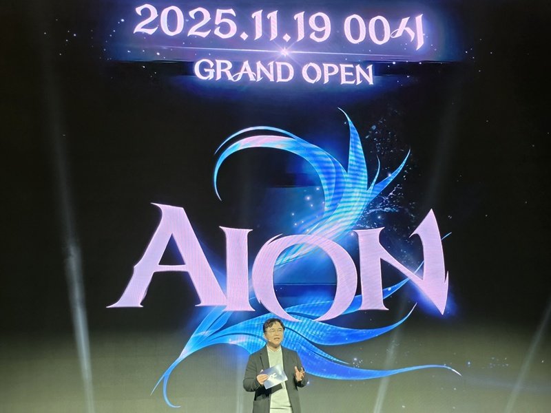 현장을 뜨겁게 달군 아이온 2(사진=게임동아)