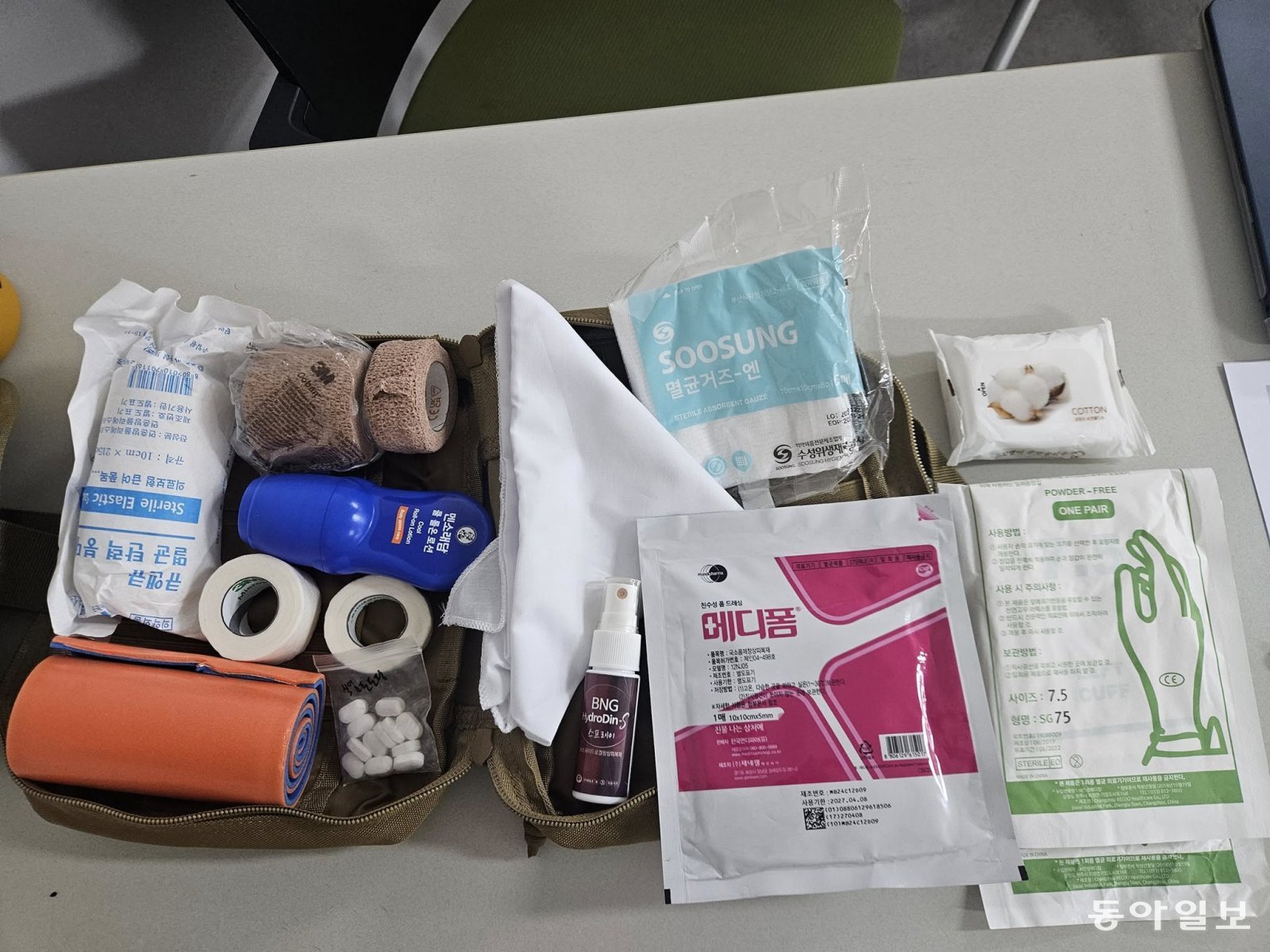 최창휴 교수가 차고 달리는 응급처치 키트. 최창휴 교수 제공.