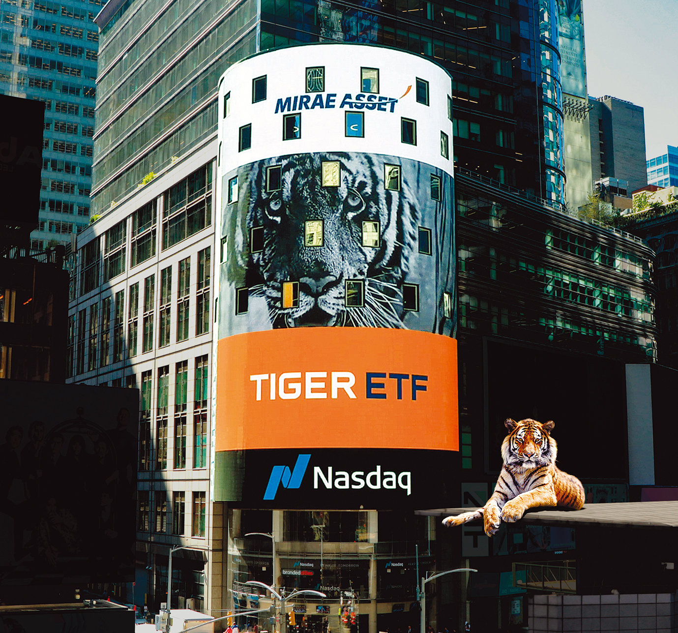 미국 뉴욕 타임스스퀘어 나스닥 전광판에 설치된 미래에셋 TIGER ETF 사이니지. 미래에셋 제공