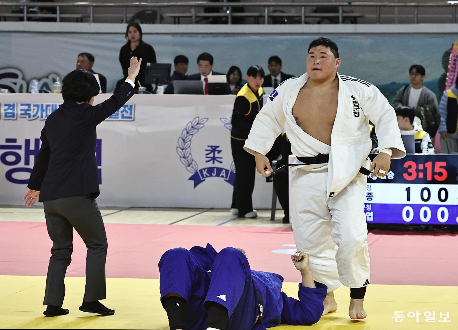 파리 은메달리스트 김민종, ‘신성’ 이승엽 꺾고 국가대표 선발전 우승