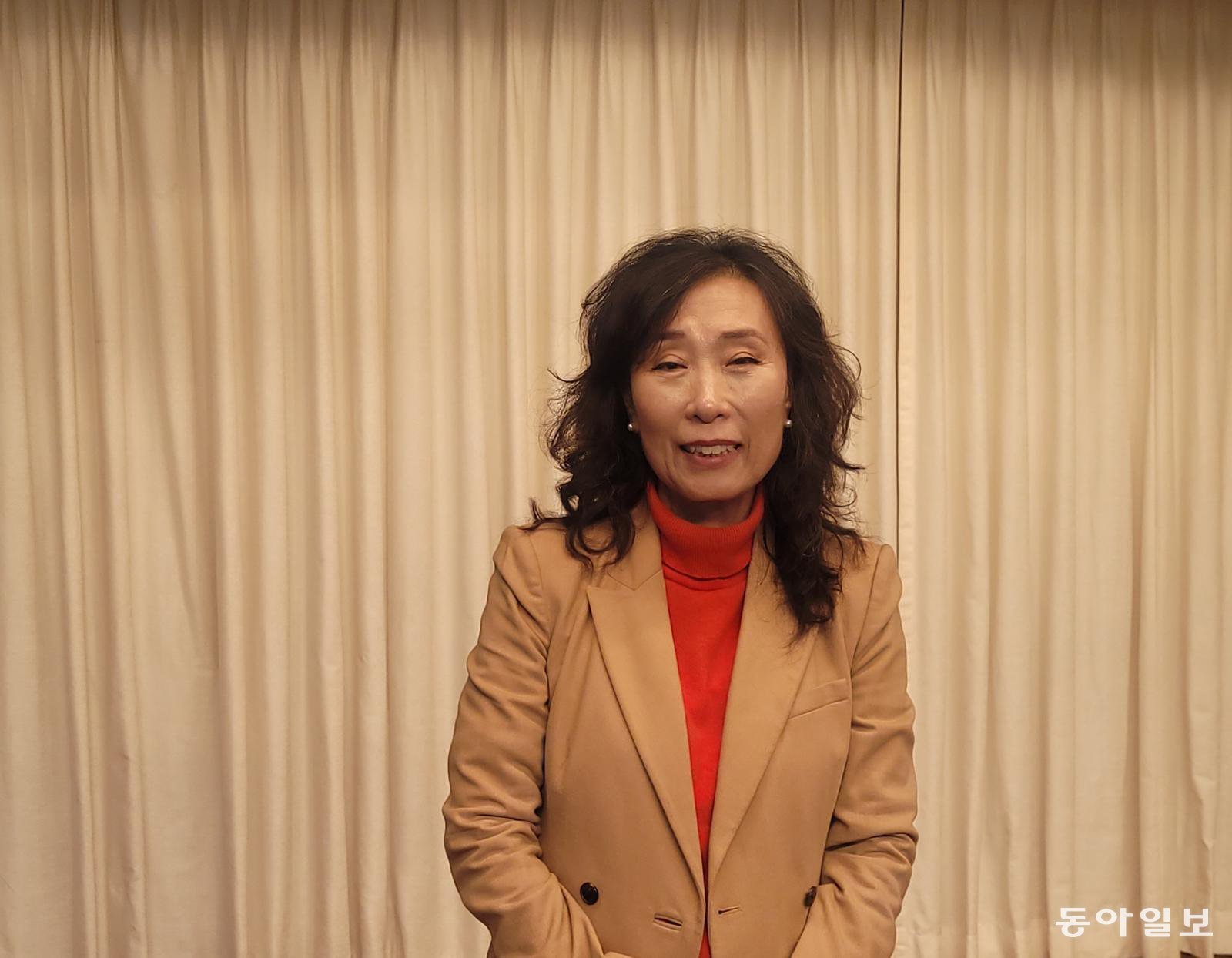 김도경 원장은 “‘명동 시 낭송콘서트’는 근대문학의 성지였던 명동의 본모습을 알리고 그 옛날의 영광을 되살리기 위한 노력”이라며 “더 많은 분이 시의 아름다움과 감동을 느낄 수 있는 자리가 됐으면 한다”라고 말했다. 이진구 기자 sys1201@donga.com