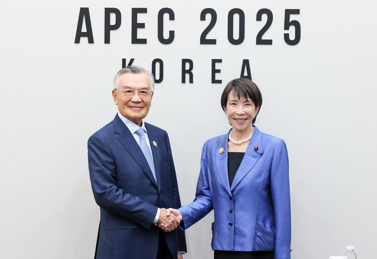 다카이치 APEC서 대만 당국자 회동에…中 “악질적 행보”