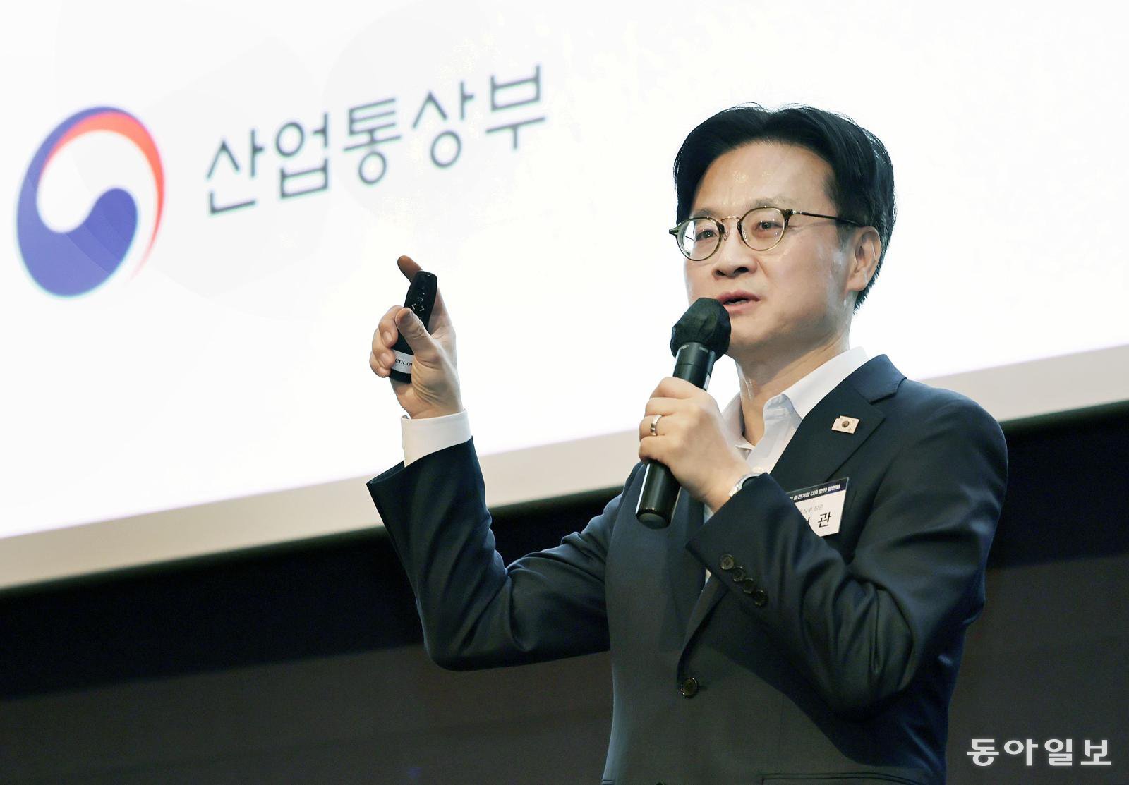 김정관 “2000억달러 대미투자, 美진출 한국기업이 우선 활용”