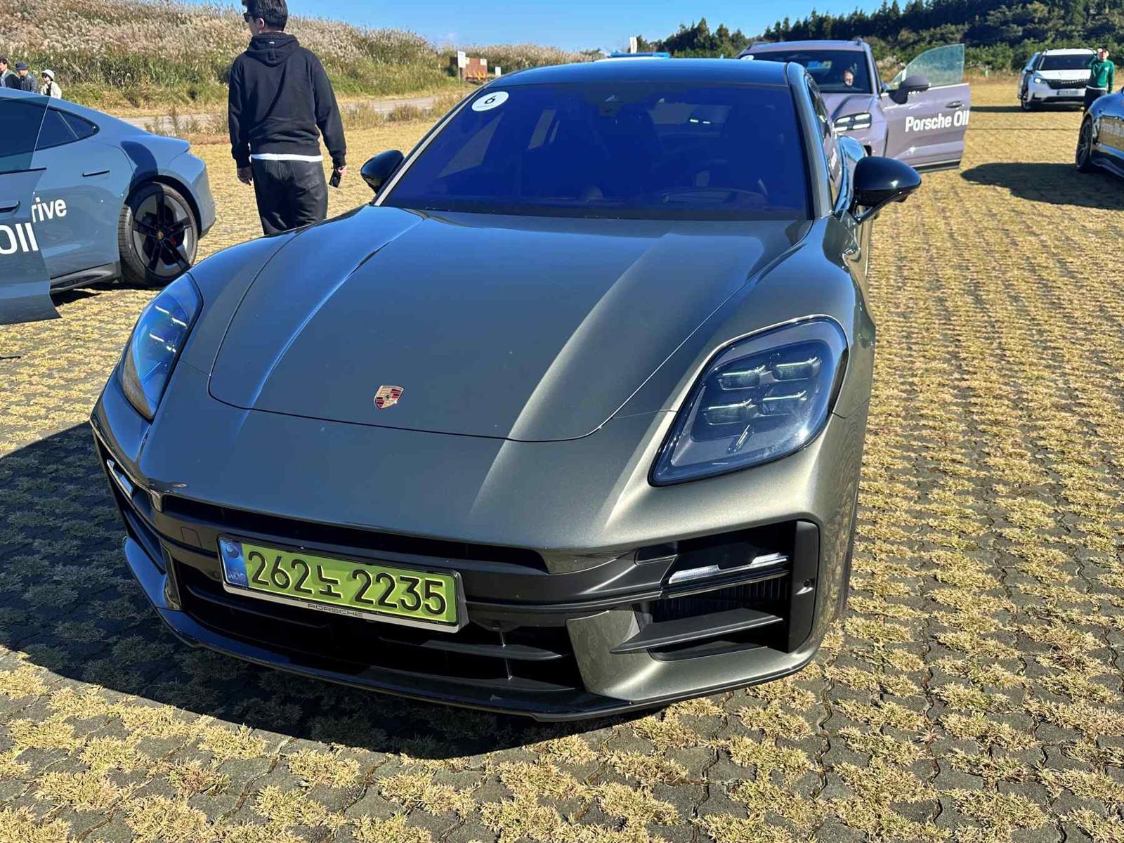 포르쉐 파나메라 GTS / 출처=IT동아