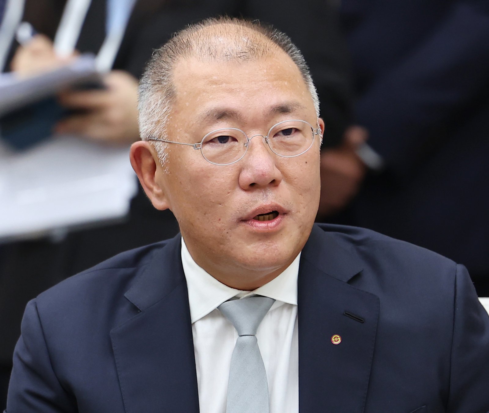 정의선 현대차그룹 회장이 31일 APEC 정상회의 장소인 경북 경주화백컨벤션센터(HICO)에서 이재명 대통령과 젠슨 황 엔비디아 최고경영자(CEO) 접견에서 발언하고 있다. (대통령실통신사진기자단) 2025.10.31