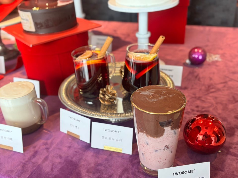 2025년 홀리데이시즌 케이크. 황소영 기자 fangso@donga.com