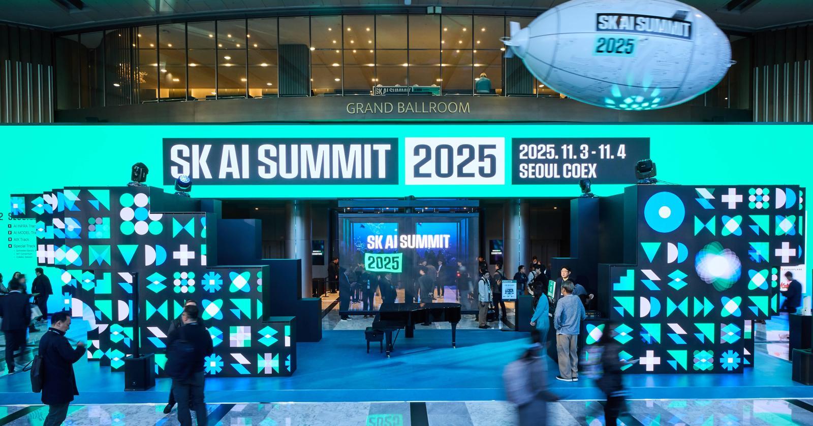 SK그룹이 3일과 4일 서울 강남구 코엑스에서 ‘SK AI 서밋 2025’를 개최했다.