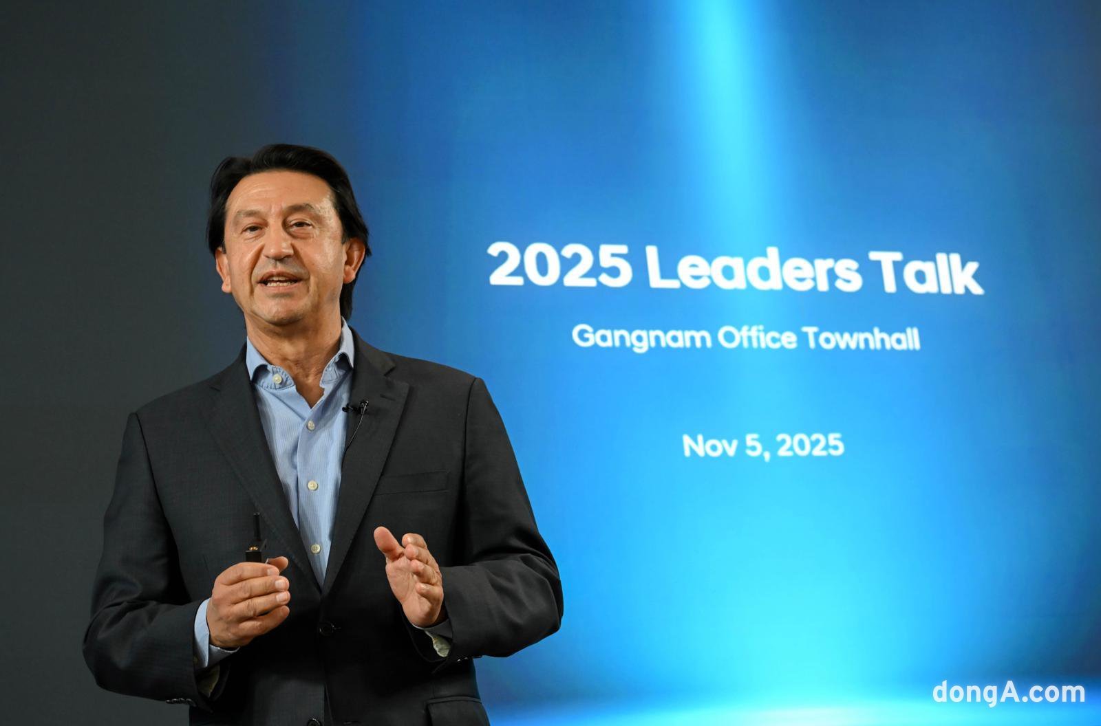 호세 무뇨스 현대차 사장이 CEO 부임 1년을 맞아 타운홀 미팅에서 올해 성과와 미래 비전을 공유했다.