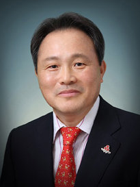 국민포장 수상자 신동욱 아너 소사이어티 회원