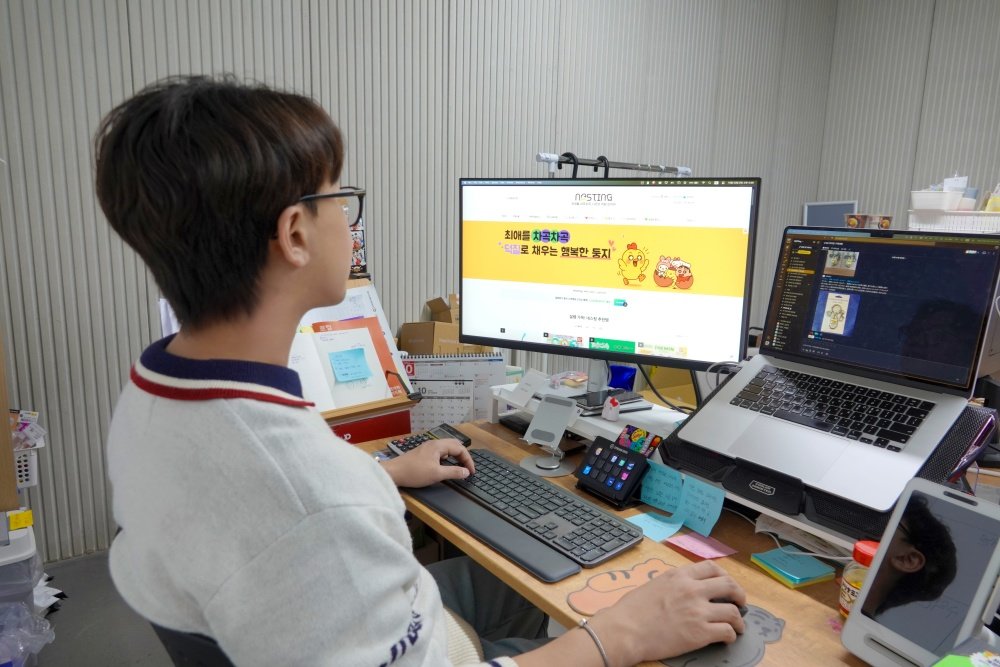 남윤수 대표는 데이터를 분석해 다음 시즌 상품을 선제적으로 소싱하며 차별화를 꾀한다 / 출처=IT동아