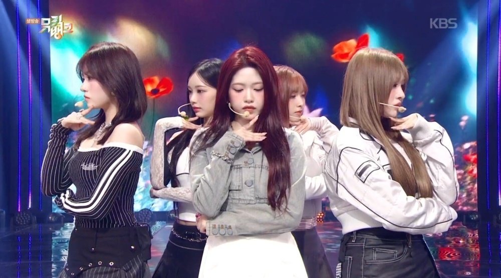 리센느, ‘뮤뱅’에서 ‘하트 드롭’ 무대 최초 공개…독보적 몽환미