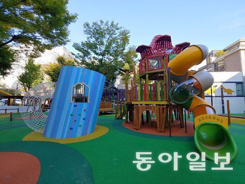 아이들이 없는 놀이터 모습. 동아일보DB