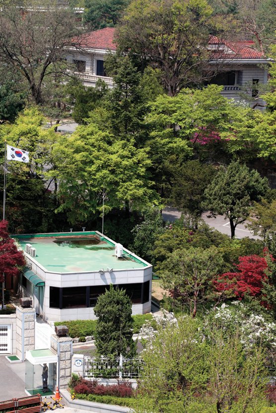 대통령 관저 후보지 물망에 오르내리는 서울 종로구 삼청동 국무총리 서울공관. 동아DB