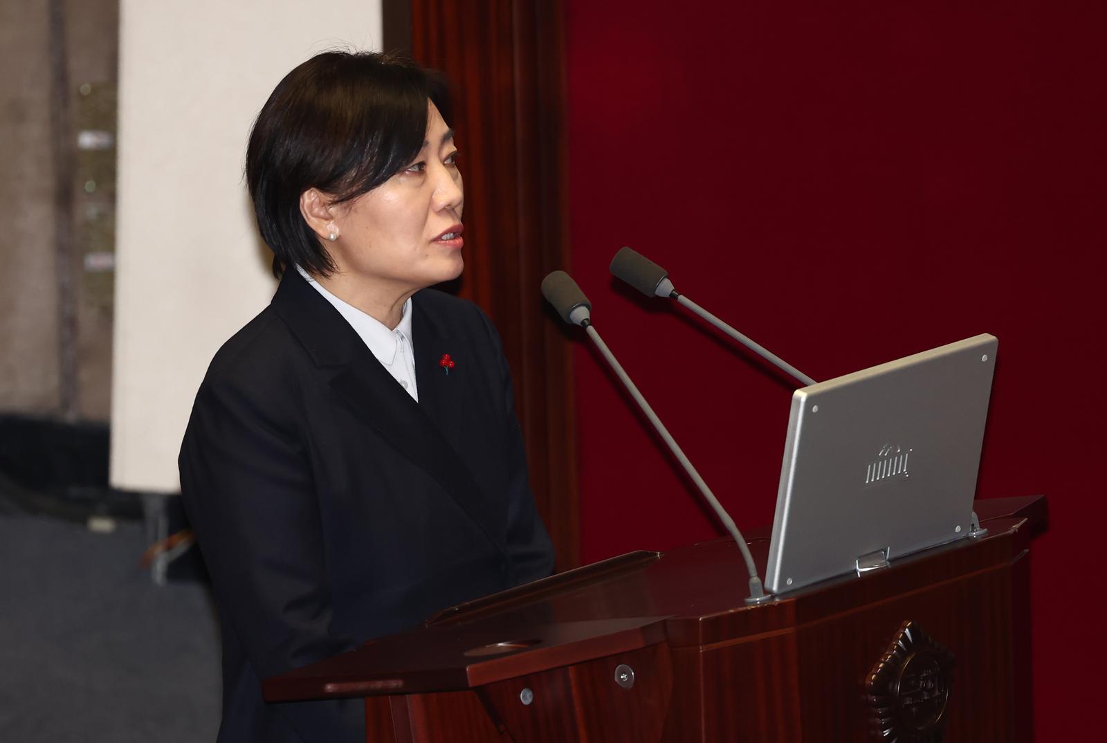 송미령 “尹, 계엄 선포 후 ‘막상 해보면 별 거 아니다’라고 말해”
