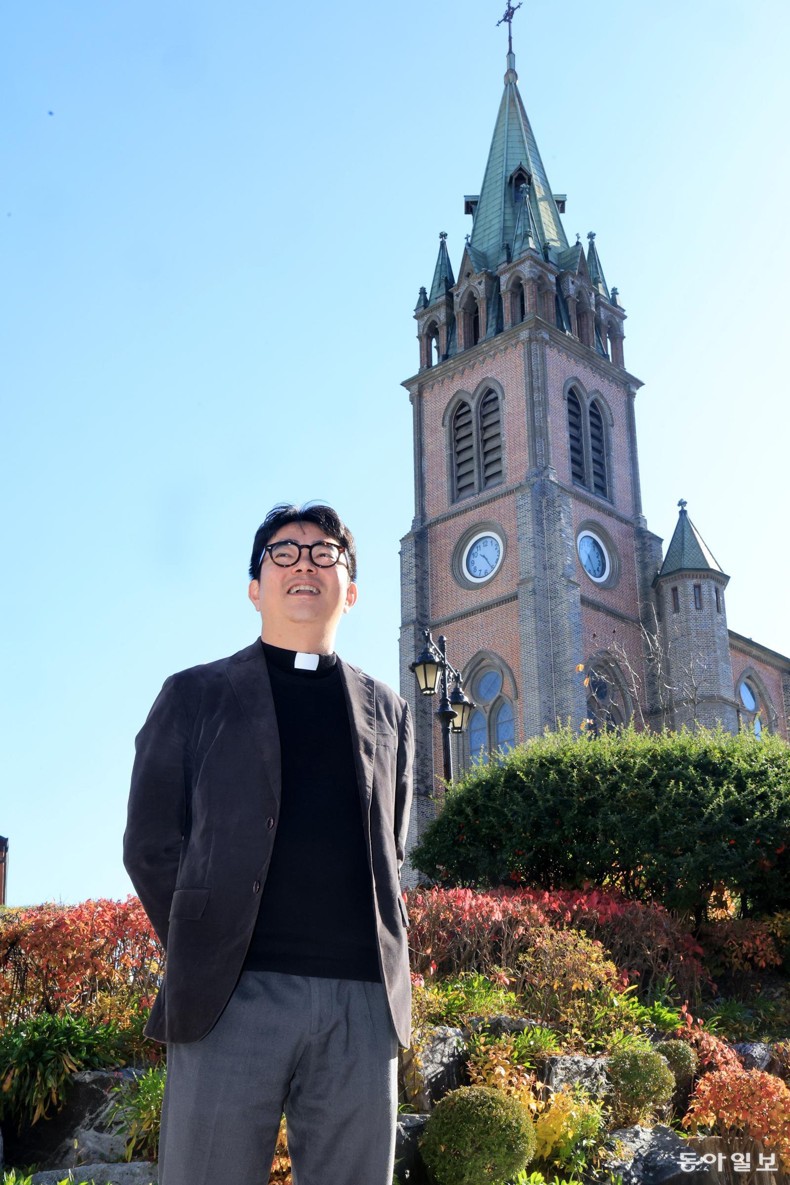 이영제 신부는 “서울 WYD는 종교와 인종을 뛰어넘어 세계 각국에서 온 청년들이 인류의 보편적 가치를 나누는 자리”라며 “불교, 원불교, 개신교도 함께 참여해 좋은 가치를 나눌 수 있도록 노력하겠다”라고 말했다. 장승윤 기자 tomato99@donga.com