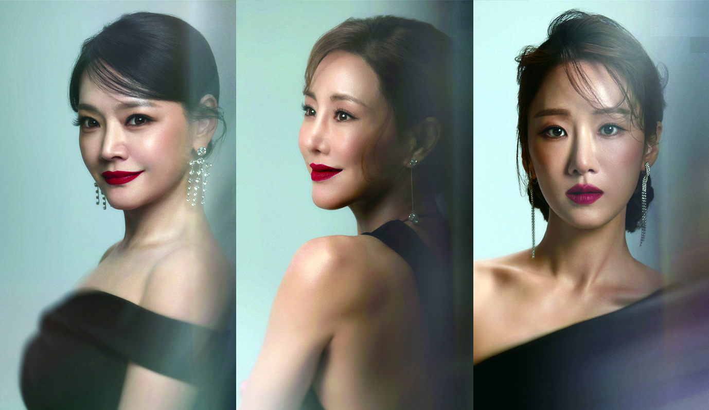 뮤지컬 ‘에비타’에서 에바 페론 역을 맡은 배우 김소현 김소향 유리아.(왼쪽부터) 블루스테이지 제공