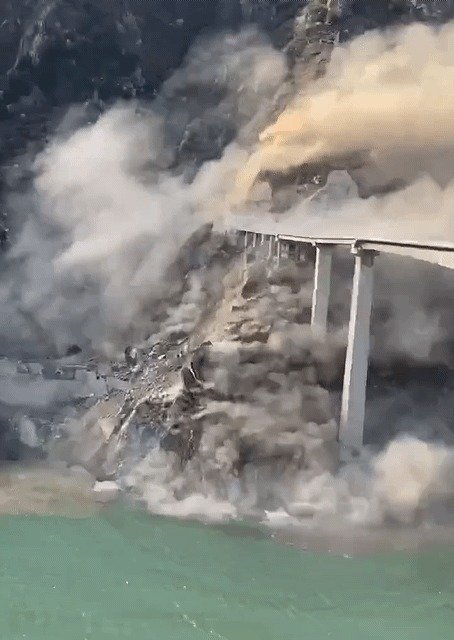 (웨이보 갈무리)