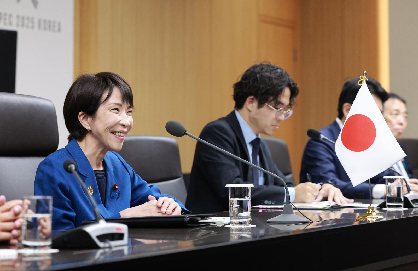 다카이치 사나에 일본 총리가 30일 경북 경주 APEC 정상회의장에서 열린 이재명 대통령과의 한일 정상회담에서 발언하고 있다. (APEC 2025 KOREA & 연합뉴스. 재판매 및 DB 금지) 2025.10.30/뉴스1