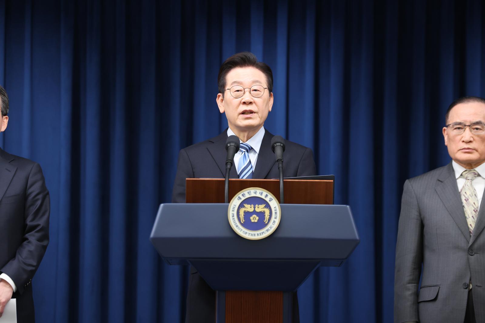 李대통령, 국힘 겨냥 “빨리 못하면 무능한 거라는 압박 힘들었다”
