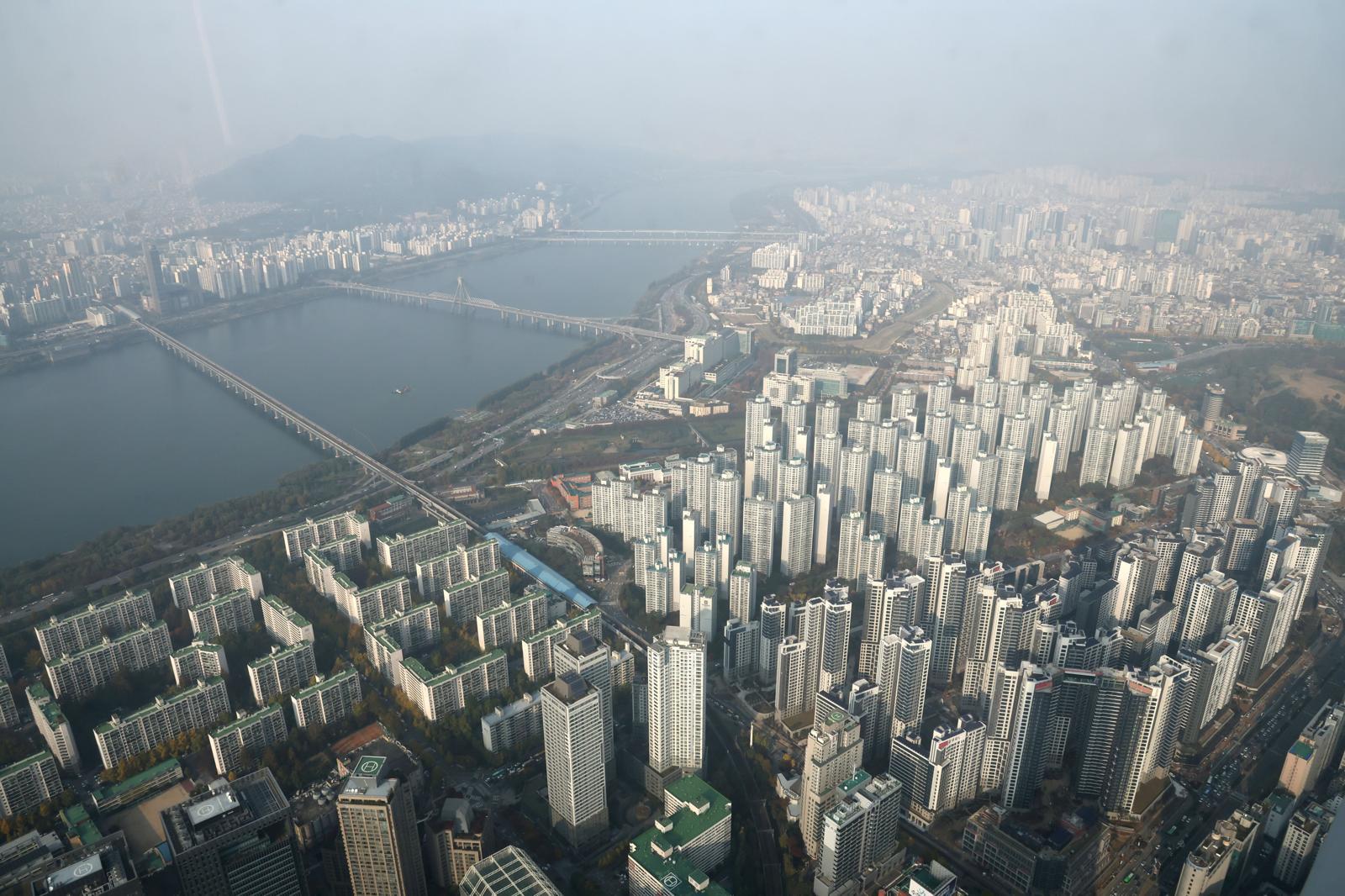 서울 도심 아파트 단지. 2025.11.6 뉴스1