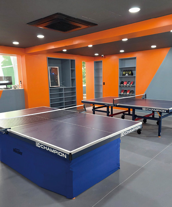 풍납동 폐건물에 조성된 실내 탁구장. 송파구 제공