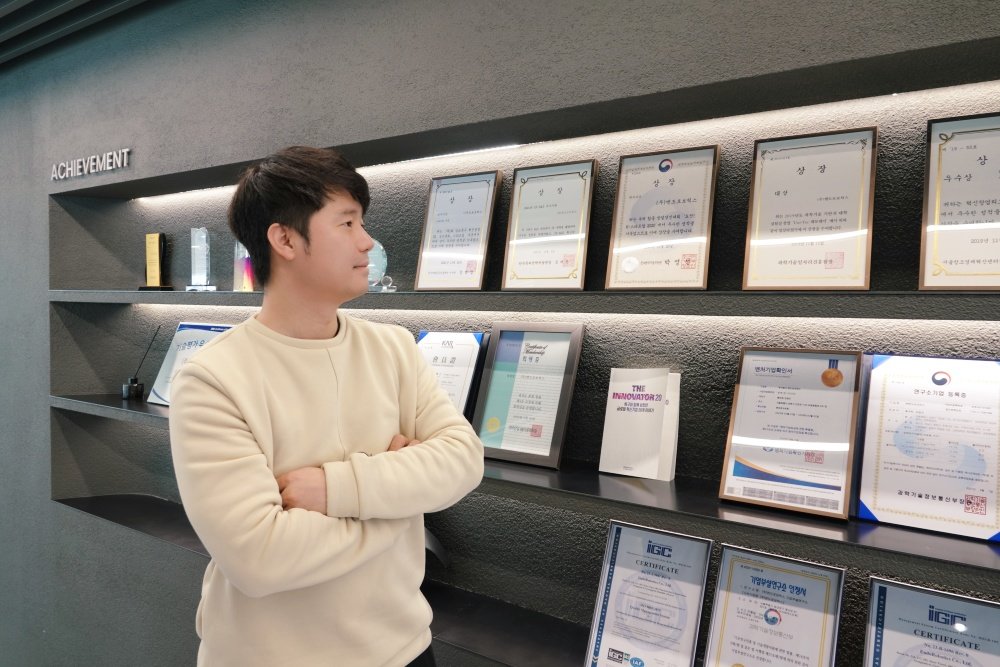 엔도로보틱스는 로보페라의 FDA 승인을 위해 전략적으로 접근했다 / 출처=IT동아