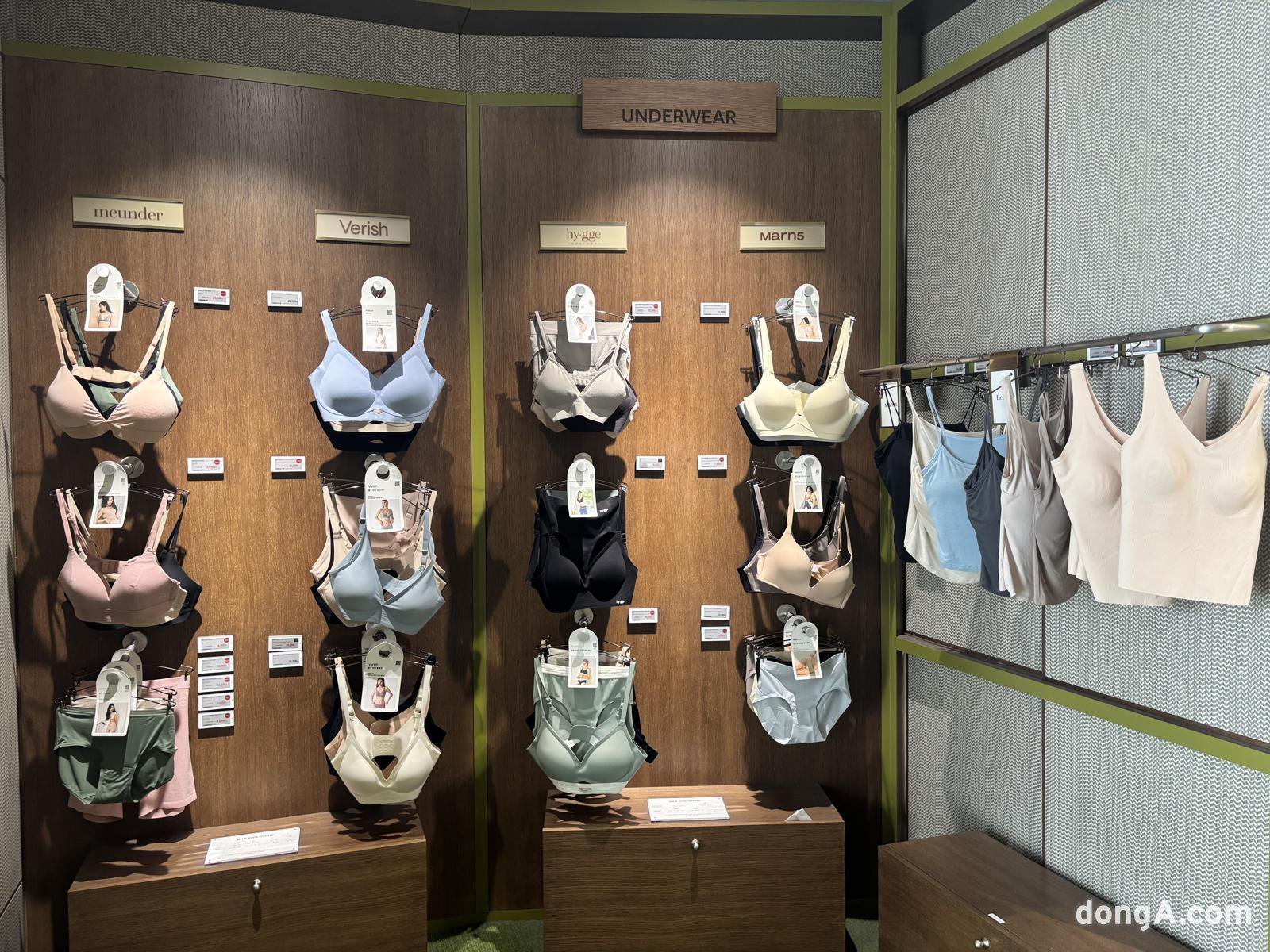 올리브영N성수 3층. 속옷도 판매한다. 황소영 기자 fangso@donga.com