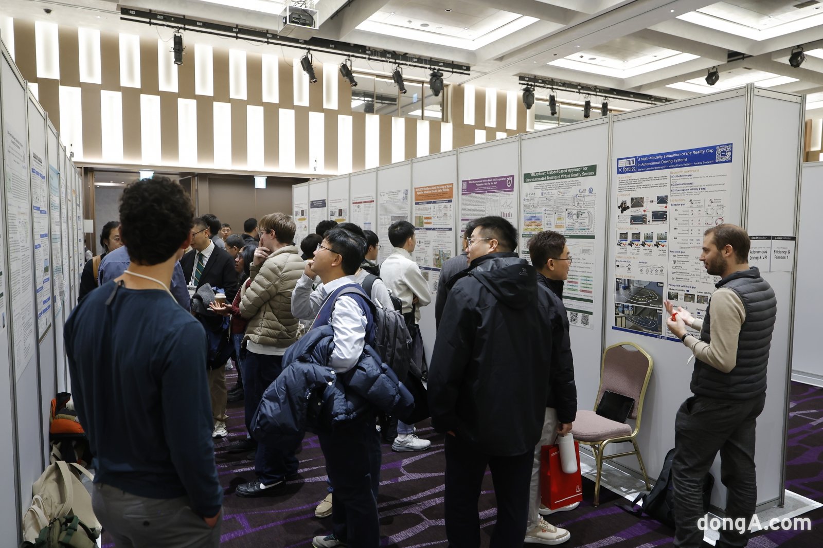 역대 최대 규모로 열린 이번 서울 대회에서는 모든 논문에 대한 구두 및 포스터 발표를 처음 시도했다. 조직위원회 제공.