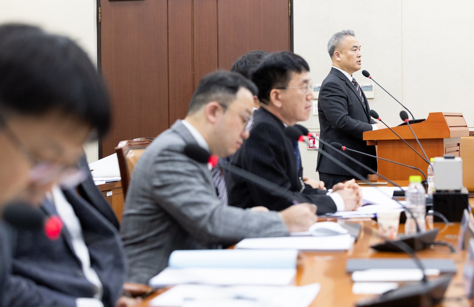 김성근 가톨릭의대 외과 교수가 17일 서울 여의도 국회에서 열린 제429회국회(정기회) 보건복지위원회 지역의사 관련 법안에 대한 공청회에서 발언하고 있다. 2025.11.17/뉴스1