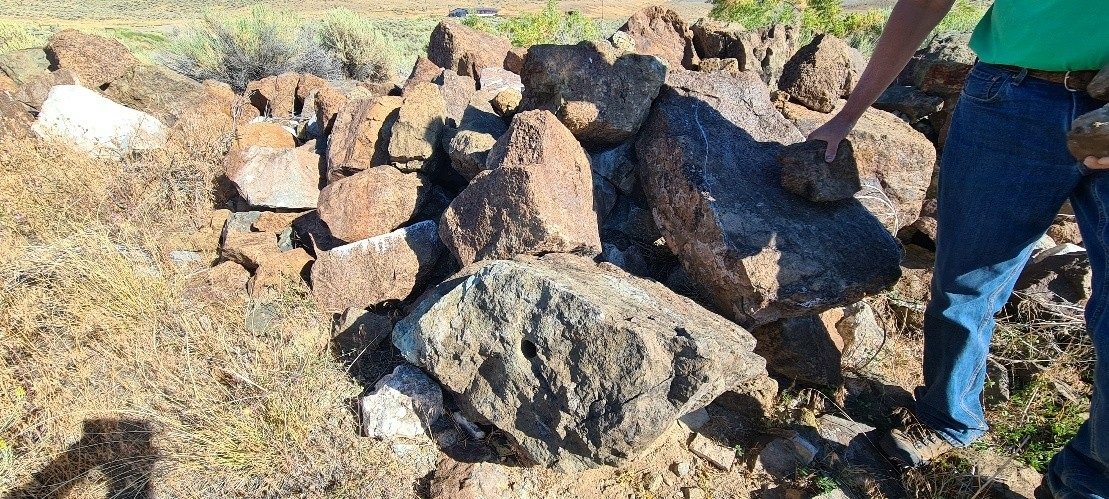 ‘젠텅-브라운스 레이크 광산’ 텅스텐 광석