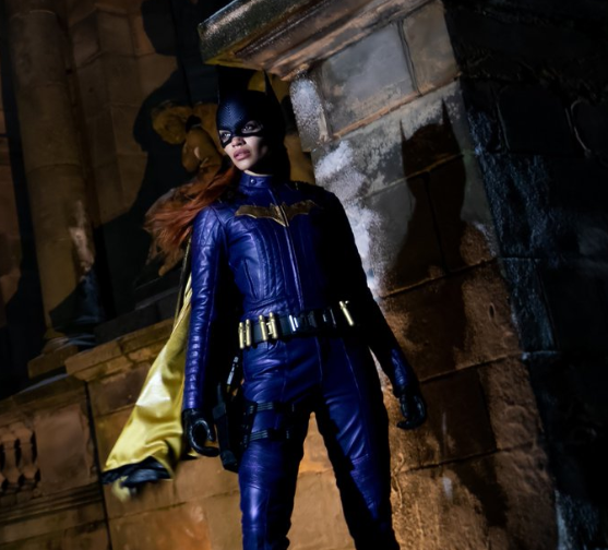 영화 ‘배트걸’에서 주인공을 맡았던 레슬리 그레이스의 모습. 이 영화의 갑작스런 제작 중단 결정은 업계를 큰 충격에 빠뜨렸다. 레슬리 그레이스 X 게시물