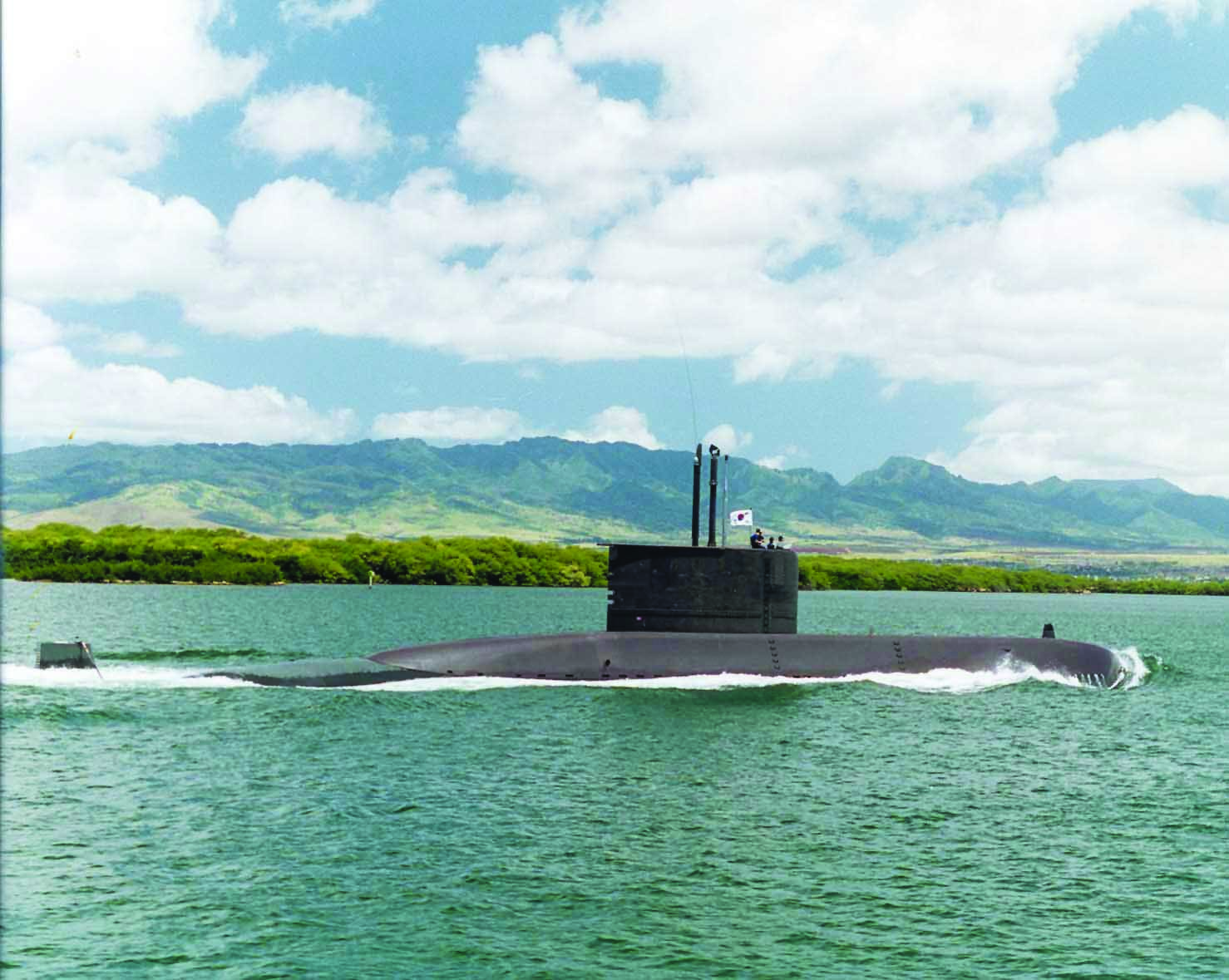 1997년 5월 장보고함이 하와이 파견훈련을 통해 1만 마일 단독항해에 성공했다. 대한민국 해군 제공