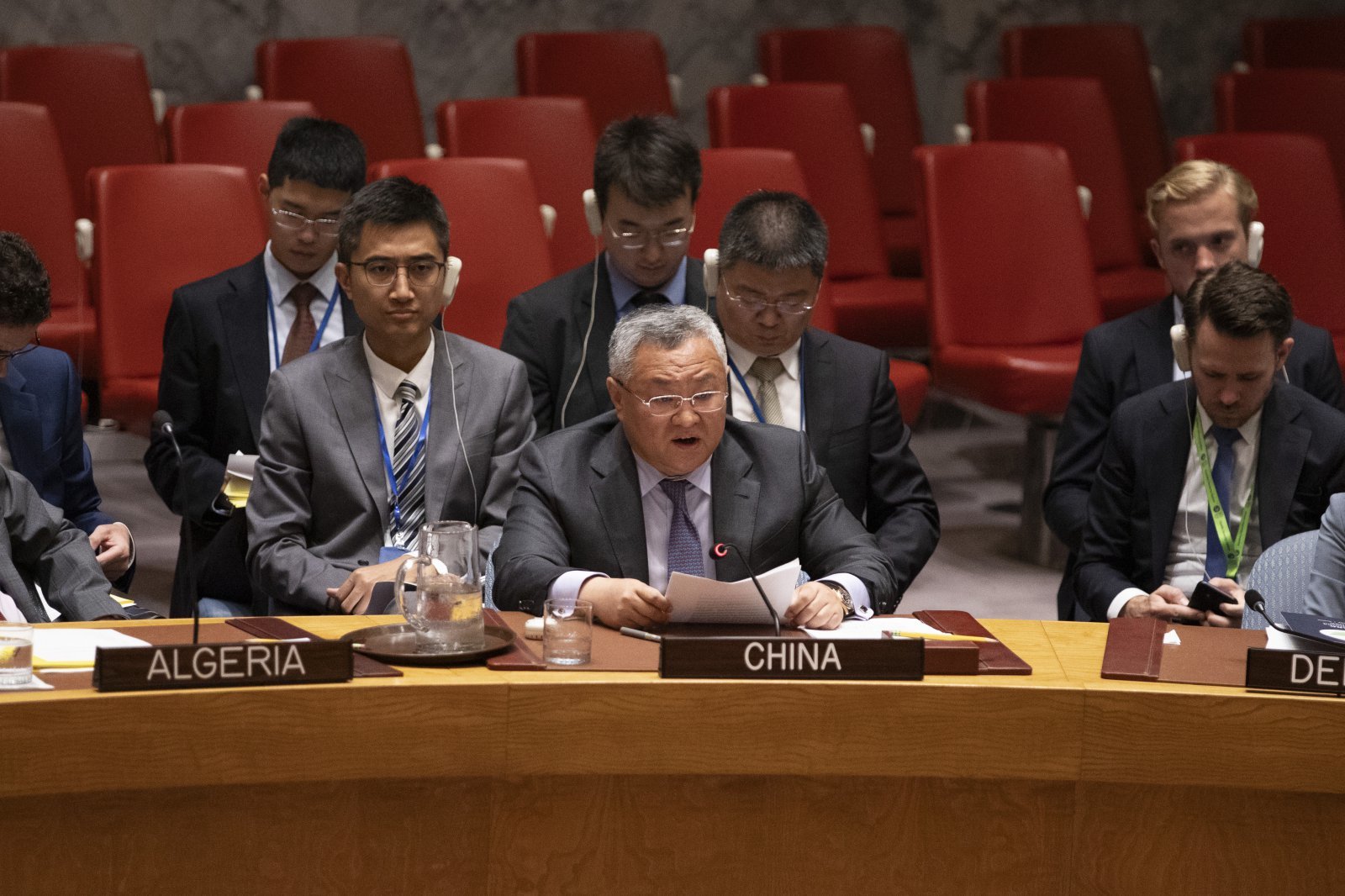 푸충 유엔 주재 중국대사가 지난 6월 24일(현지 시간) 미국 뉴욕 유엔본부에서 열린 이란 핵 문제 관련 유엔 안전보장이사회 회의에서 발언하고 있다. 2025.11.19 유엔본부(뉴욕)=신화/뉴시스