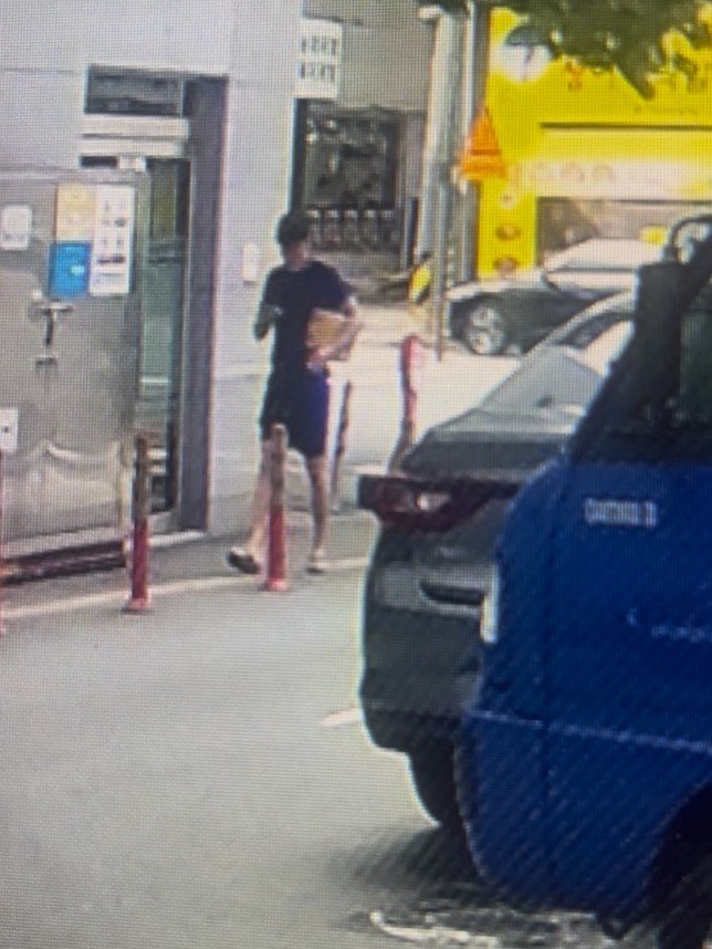 대포 물건 배송하는 유통 조직원.(강원경찰청 제공)