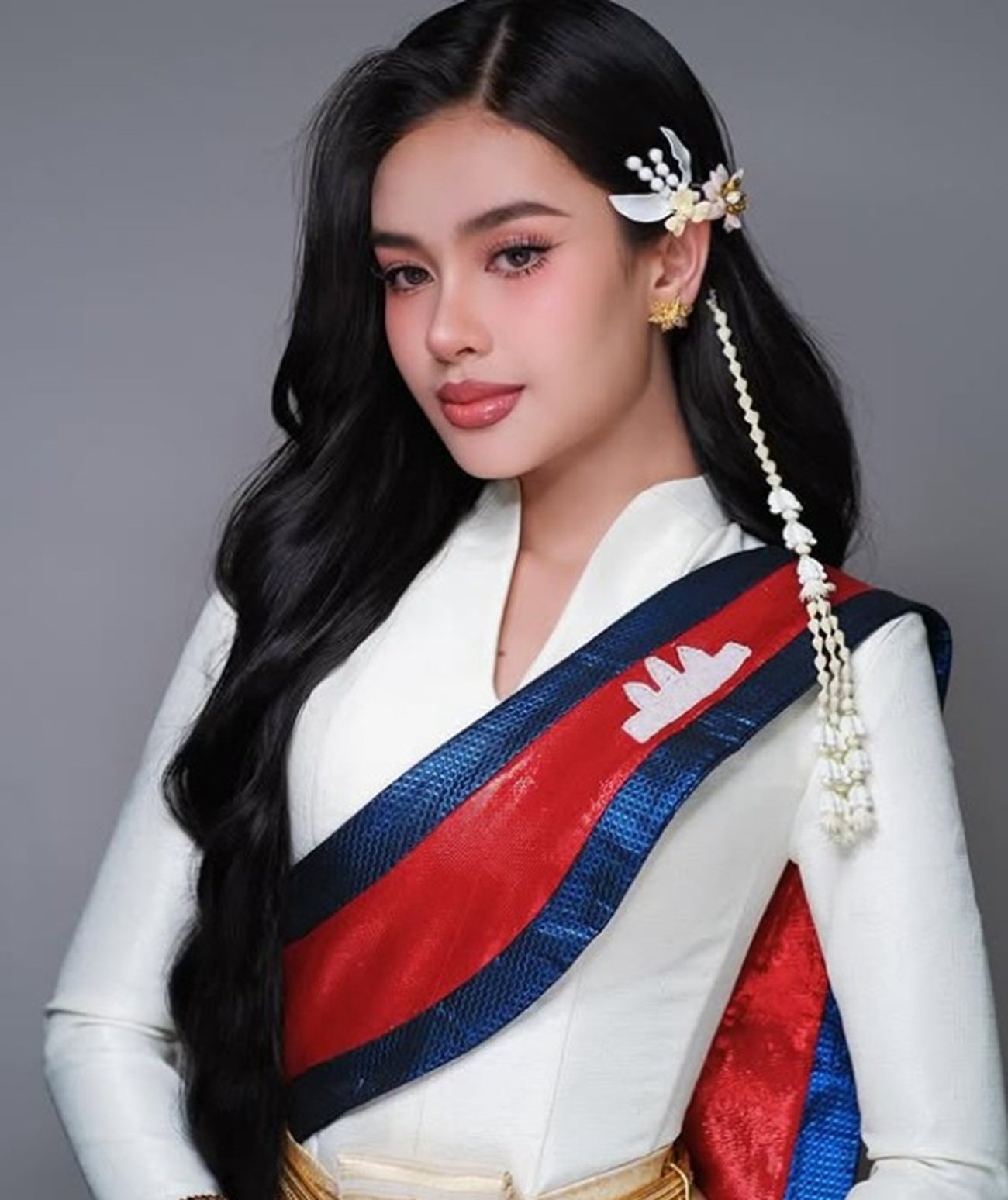 SNS 갈무리 @laorhours_official