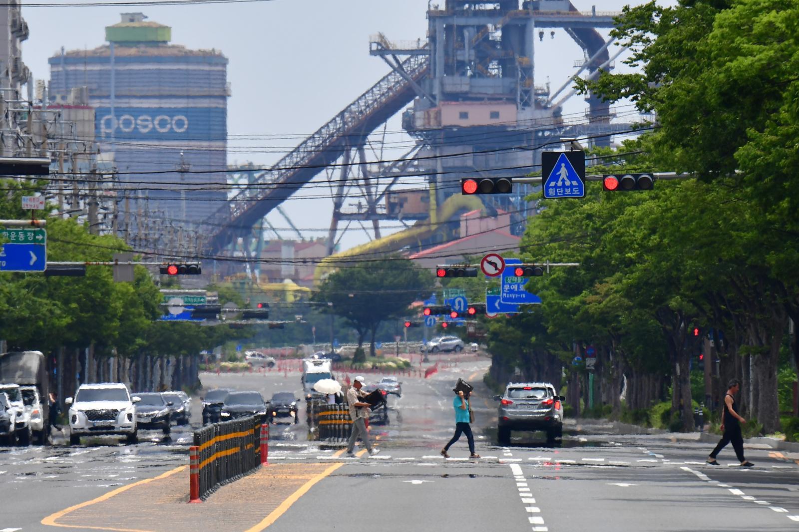 포스코, 연이은 사고에 포항제철소장 전격 보직 해임