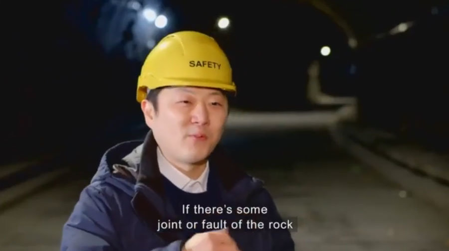 영국 BBC의 다큐멘터리 ‘언더그라운드 월드’에 출연한 서형준 대표 / 출처= Geo-AI 모니터링 센터
