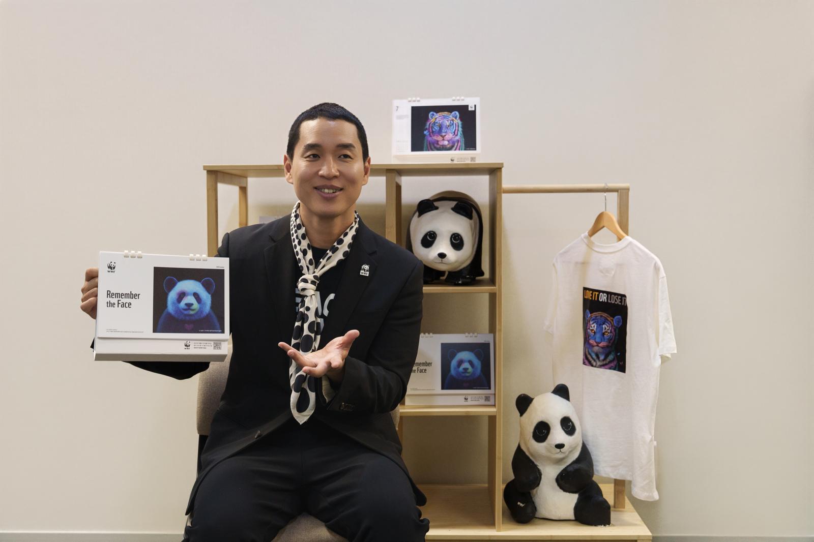 19일 서울 종로구 세계자연기금(WWF)에서 만난 고상우 작가. WWF 제공