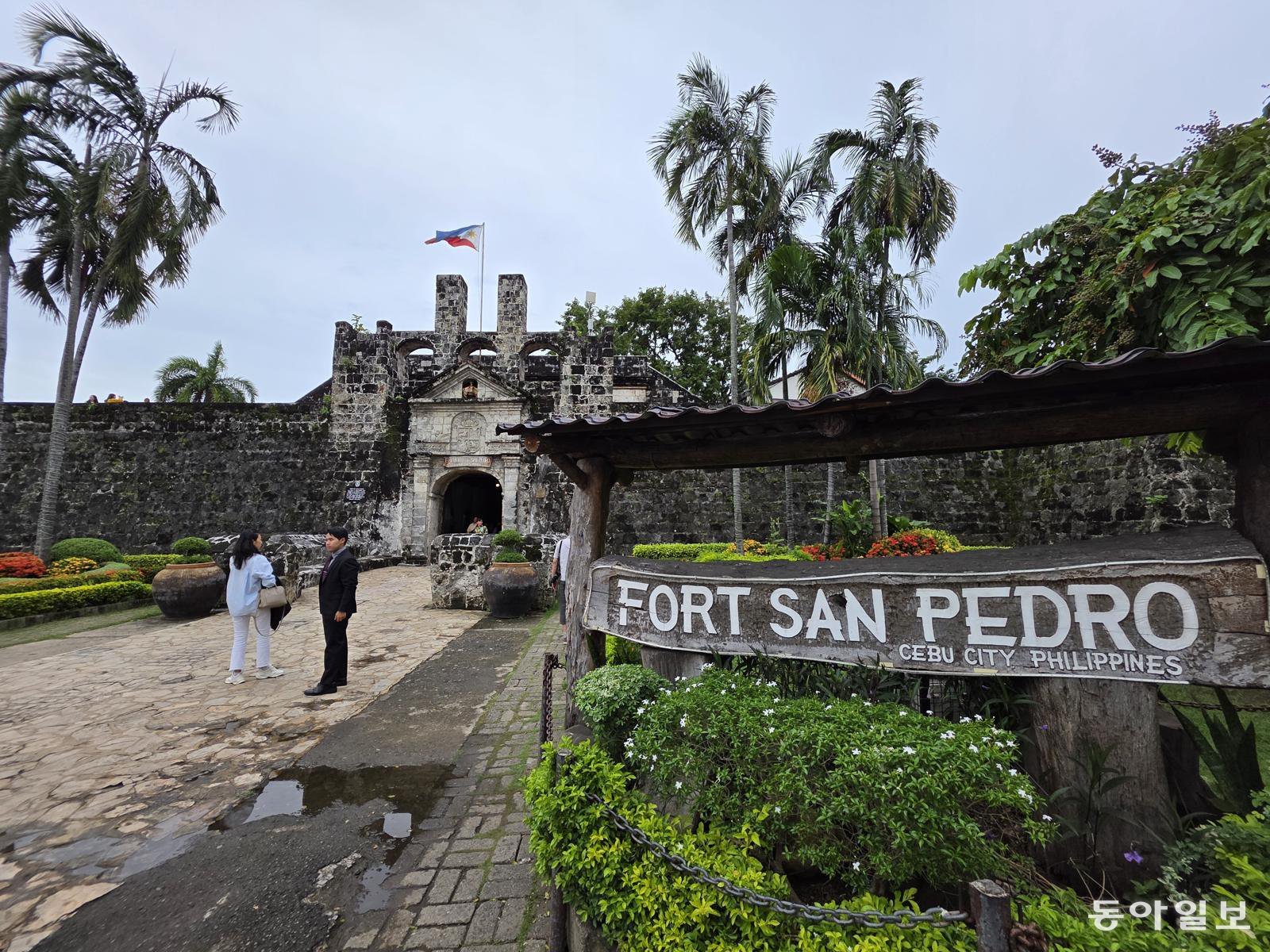 필리핀 세부시티에 있는 산페드로 요새. 전승훈 기자 raphy@donga.com