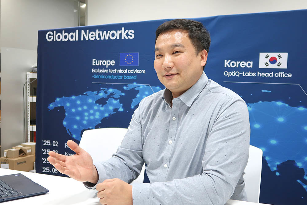 이온트랩 양자컴퓨터에 대해 설명하는 천동욱 CTO / 출처=IT동아