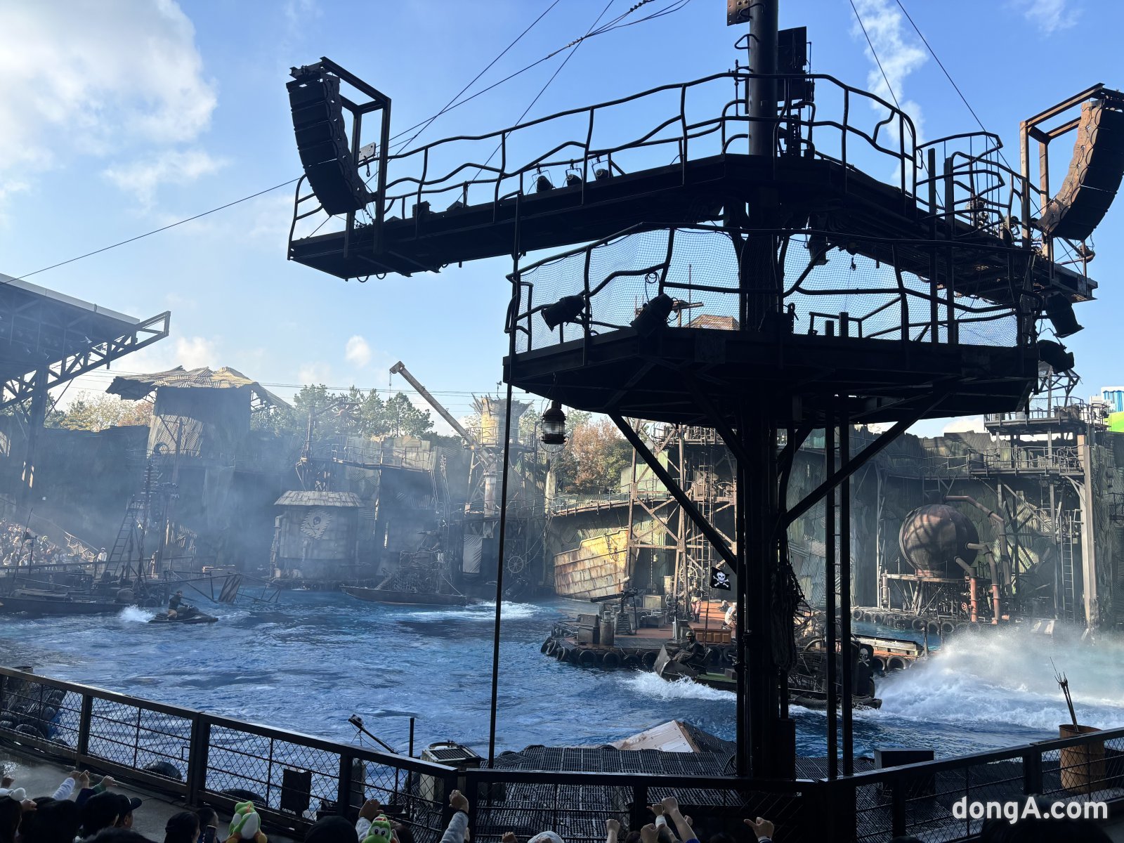 유니버설스튜디오재팬 워터월드쇼. 황소영 기자 fangso@donga.com