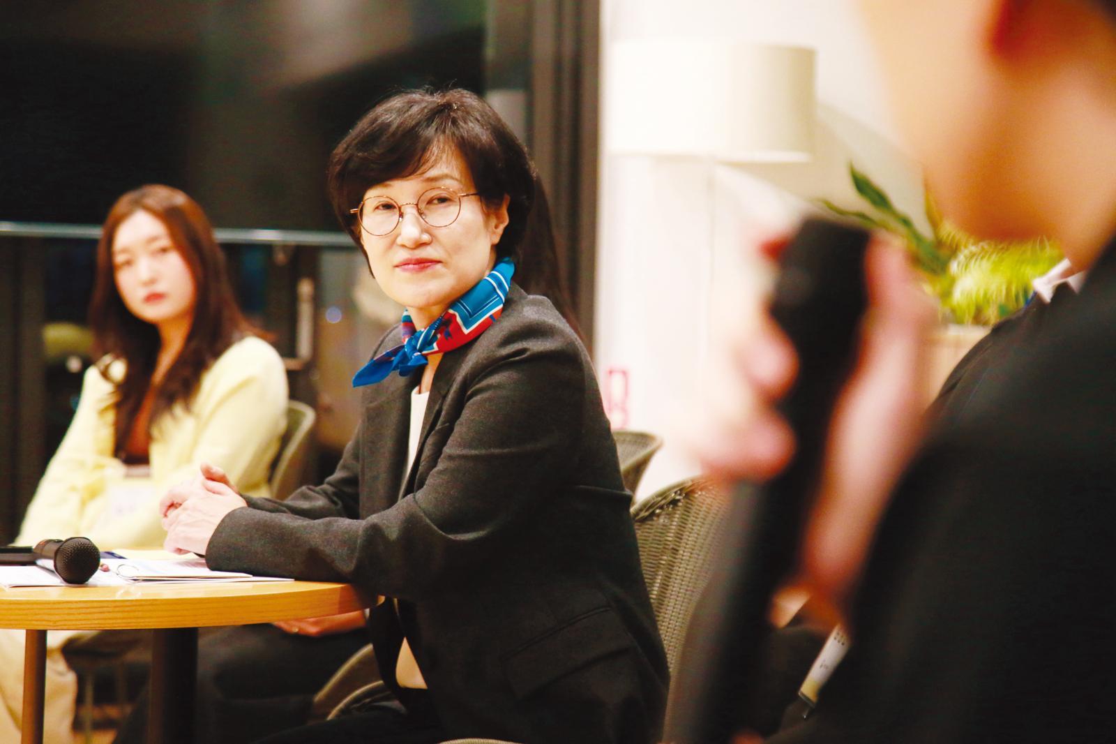 원민경 성평등가족부 장관은 제1·2·3차 성평등 토크 콘서트 ‘소다팝’에 직접 참여해 2030 청년의 목소리를 들었다.  성평등가족부 제공