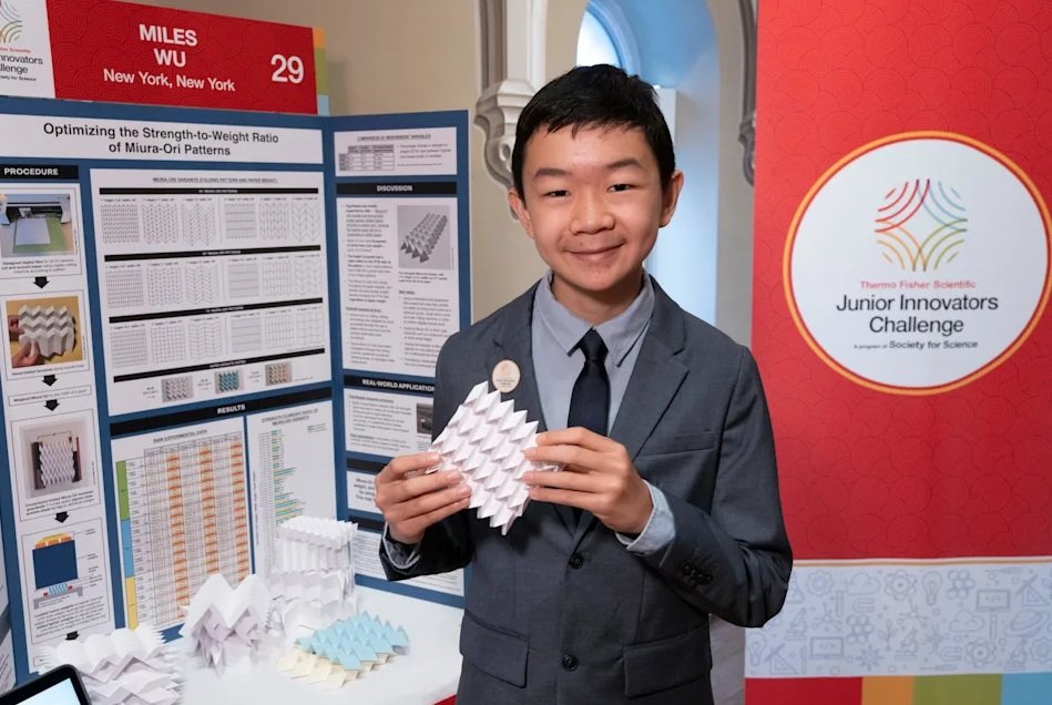 종이접기와 물리학을 결합한 연구로 3700만 원의 상금을 거머쥔 마일즈 우. 비지니스인사이더 캡처