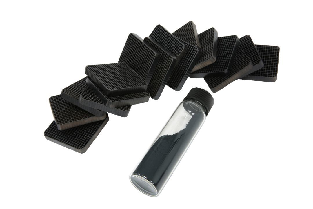 흑색산화티타늄 / 출처=레이븐머티리얼즈