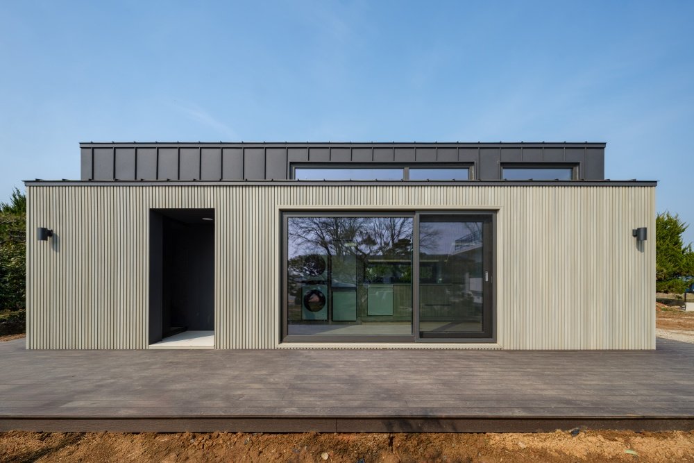 LG전자와 다자요는 산림 유휴 부지에 스마트코티지를 구축하고, 친환경 에너지 실증과 지역 경제 활성화를 동시에 추구하는 혁신 모델을 선보일 예정이다 / 출처=LG전자