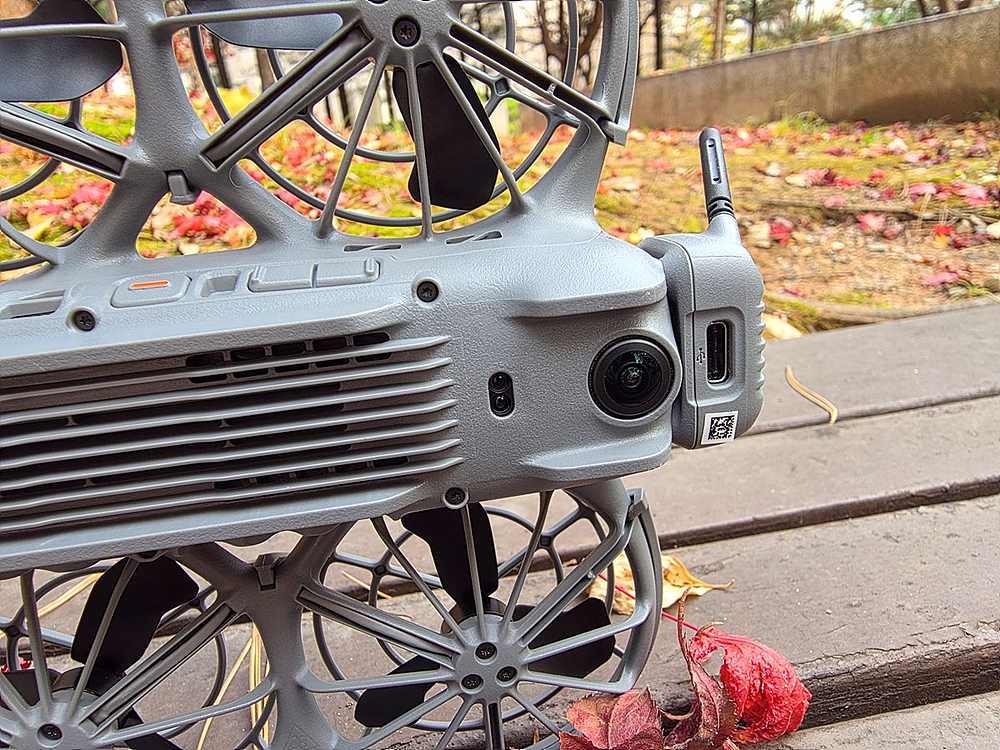 DJI 네오 2의 장애물 감지 센서 / 출처=IT동아