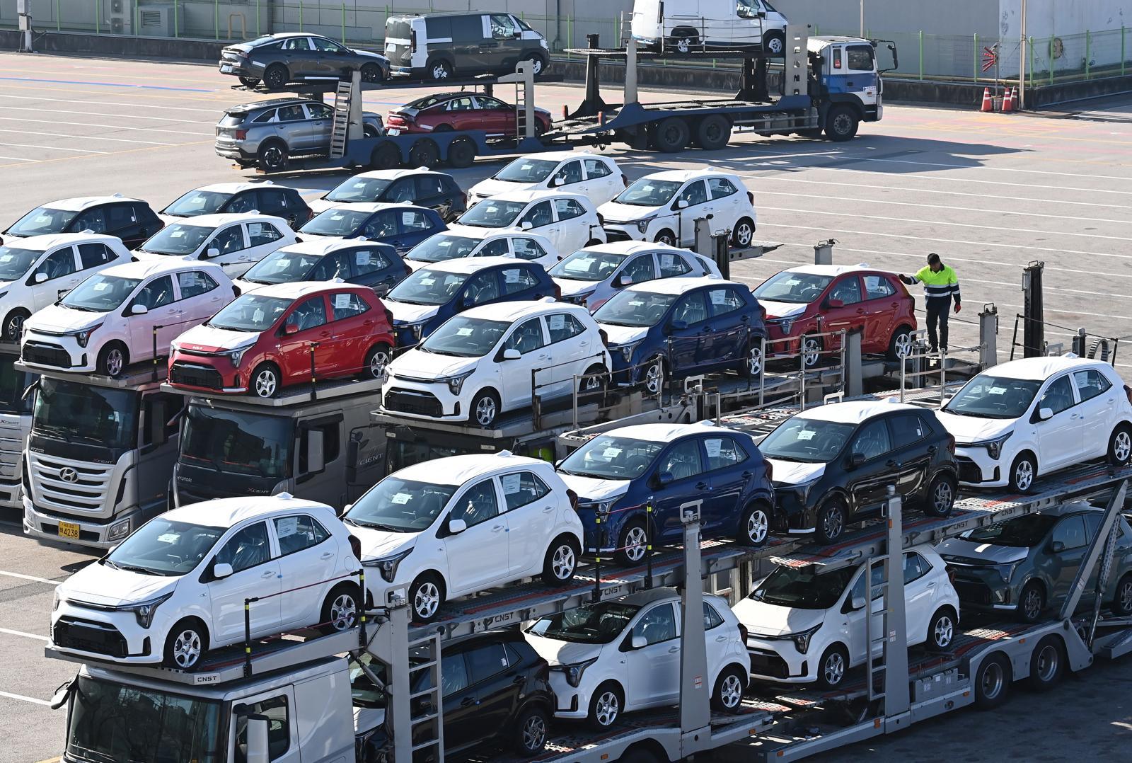 美, ‘한국 車관세 25→15%, 11월 1일부터 소급 적용’ 관보 게재